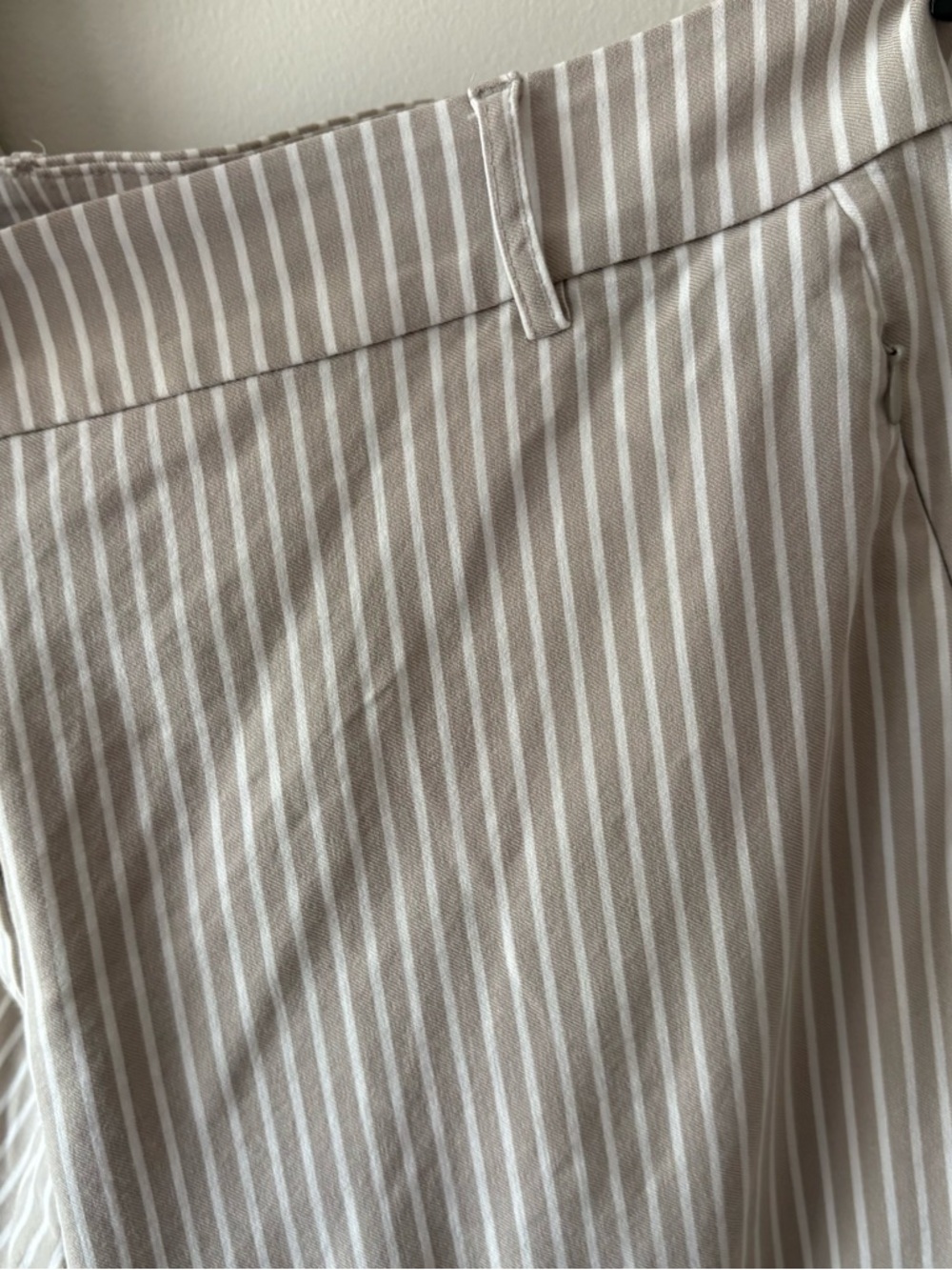 🌸3/$20🌸 Lane Bryant Beige and White Striped Chinos - Picture 3 of 5